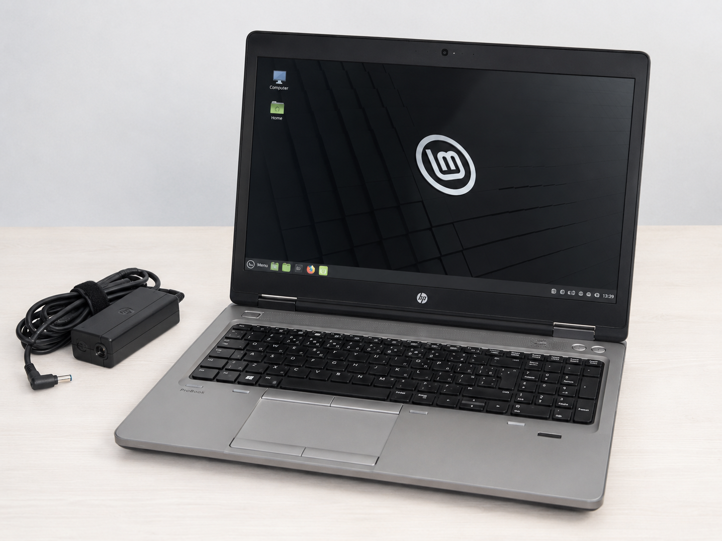 HP ProBook 650 G1 – 16 GB RAM – 512 GB Samsung SSD – Linux Mint – inkl. Dockingstation
