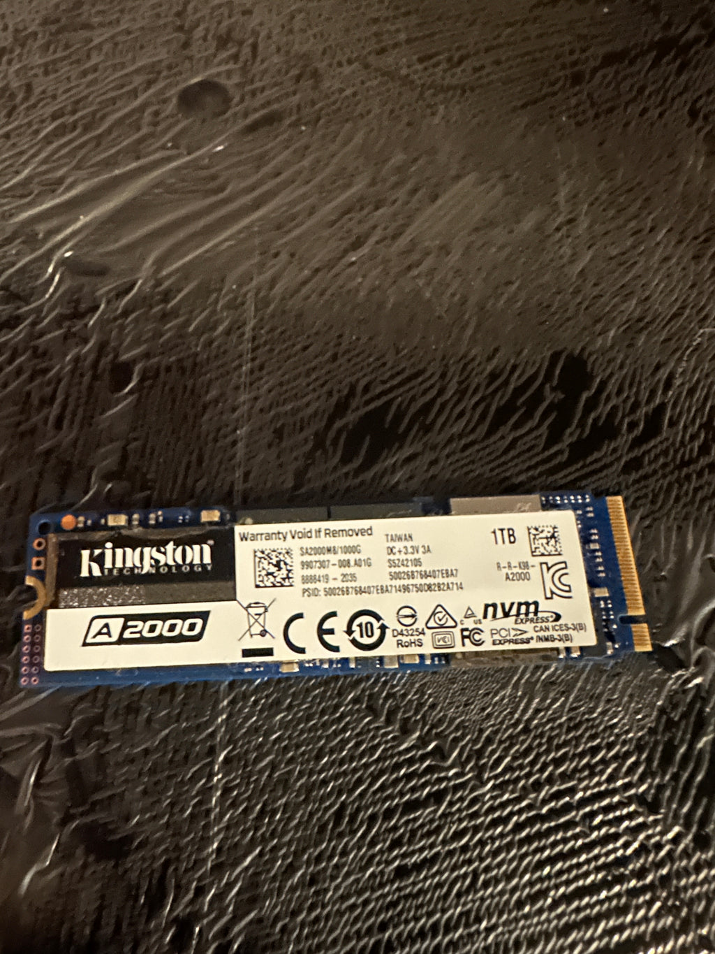 SSD Kingston A2000 / 1TB / PCIe M.2 /  SA2000M8 / 1000
