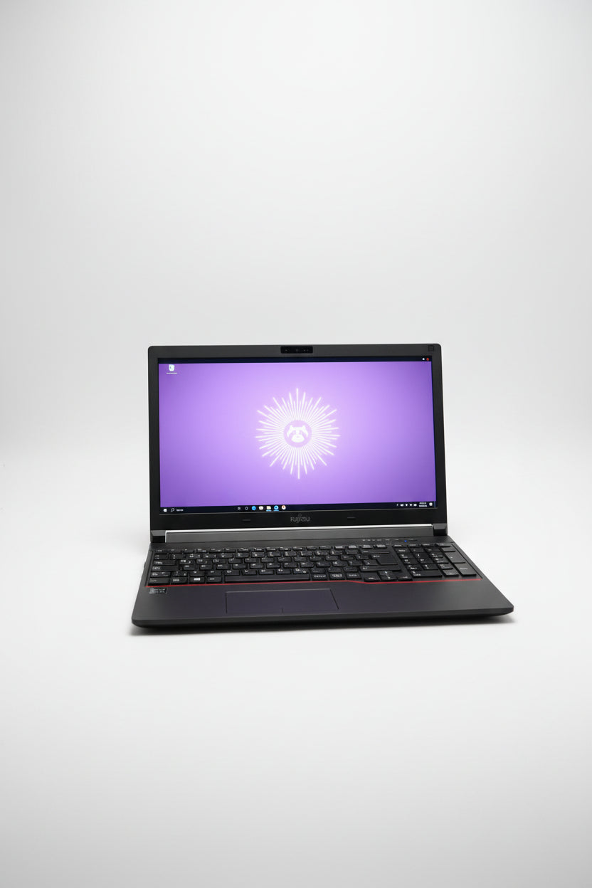 Fujitsu Lifebook E556 15,6" i3 8GB RAM 256GB SSD Ubuntu – Akku defekt